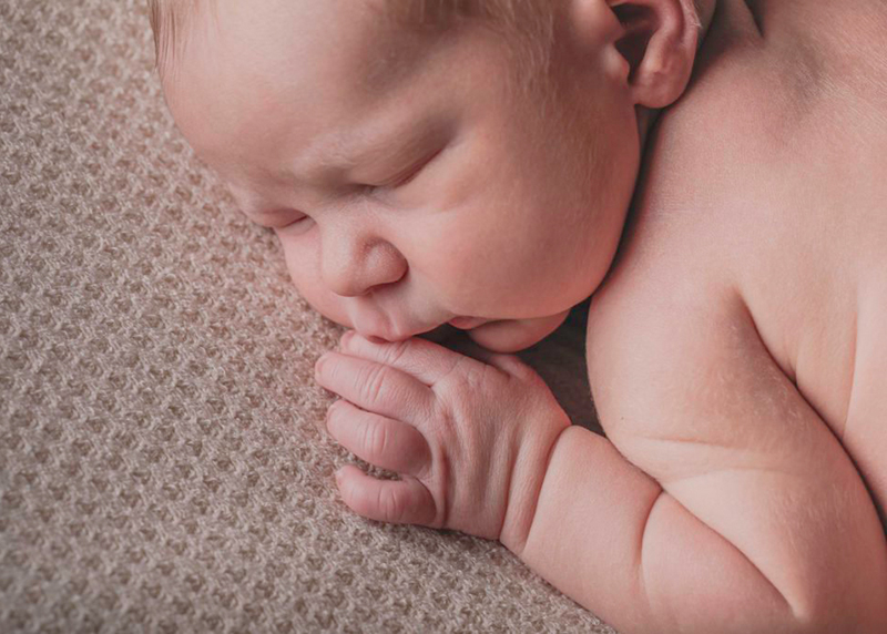 Baby Newborn Fotoshooting Gunzenhausen Fotograf Dittenheim (1) Baby Newborn Fotoshooting Gunzenhausen Fotograf Dittenheim